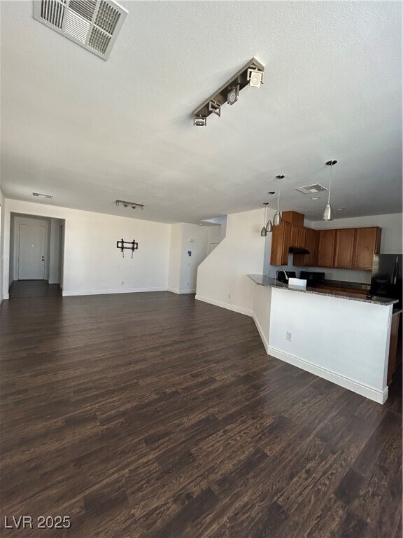 Foto del edificio - 8620 Blue Ocean St