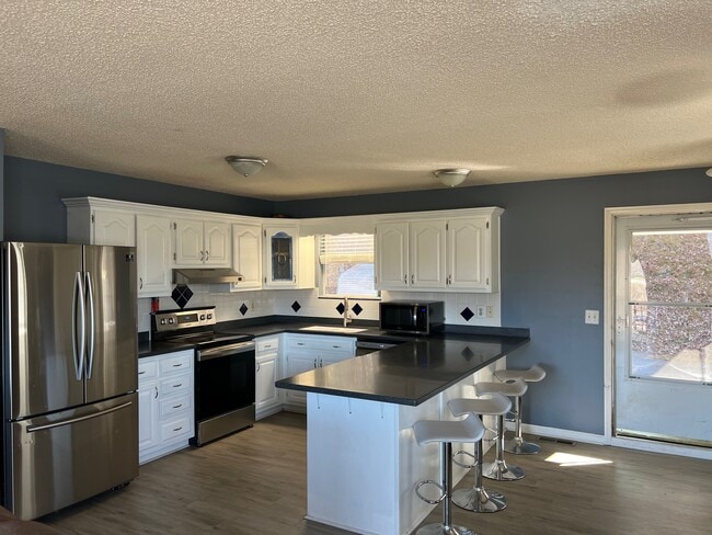 Building Photo - 281 Cherrywood Cir