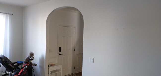 Building Photo - 166 Westbury Pk Wy