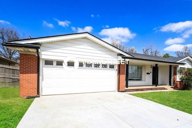 Foto del edificio - 3 Bedroom Pet-Friendly Home in OKLAHOMA CI...