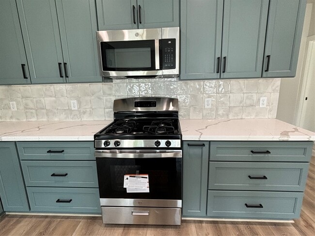 Building Photo - 3604 Dennis St