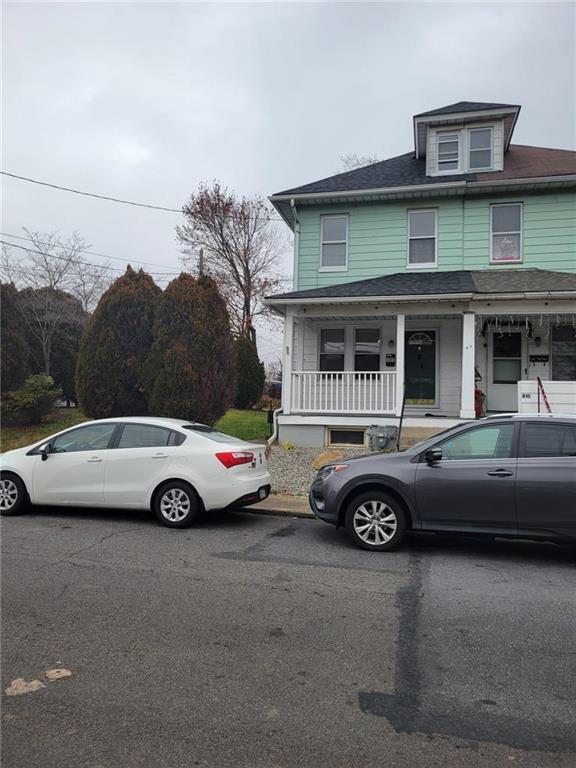 Building Photo - 808 Balata St