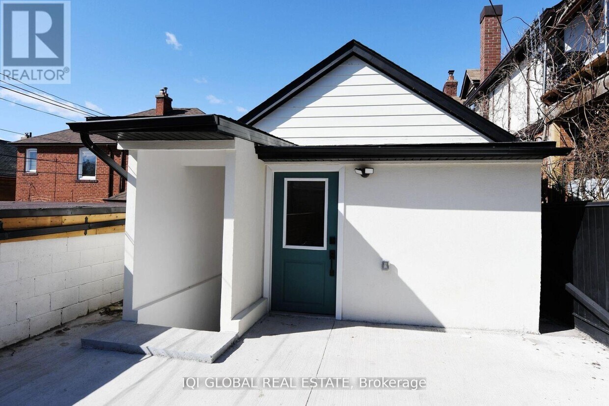 Photo principale - 2509 Dufferin St