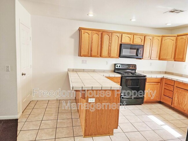 Building Photo - 1951 Teepee Rd