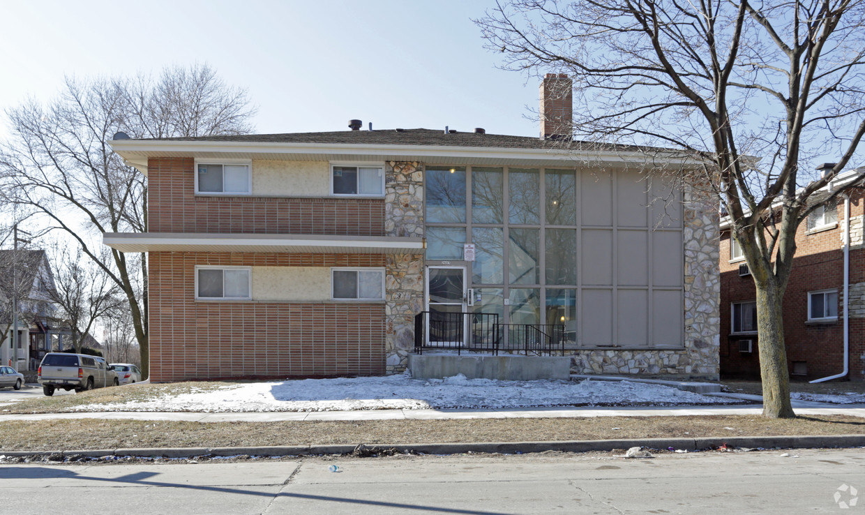 Building Photo - Michigan Street Apartments