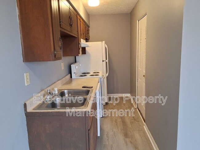 Foto del edificio - 246-2 ELMWOOD