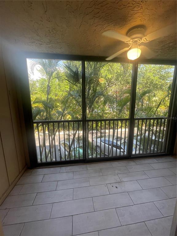 Foto del edificio - 3700 S Osprey Ave