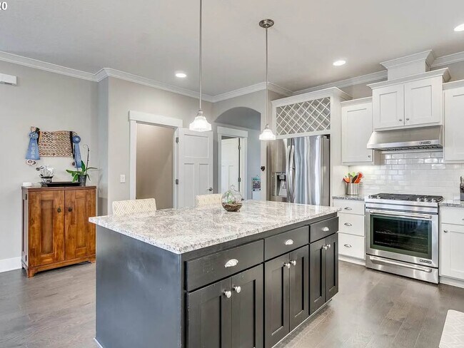 Building Photo - 2518 SE 58th Ave