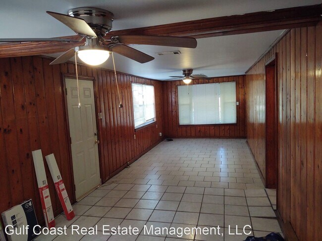 Building Photo - 3 br, 1 bath House - 26 Randolph Dr