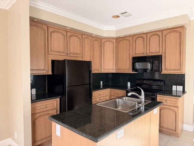 Foto del edificio - 104 Quail Run