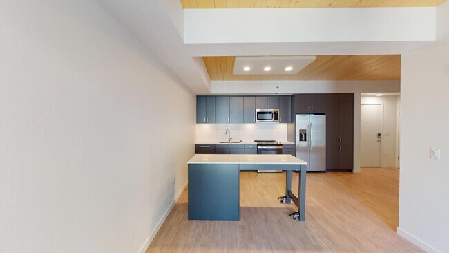Interior Photo - Cirrus