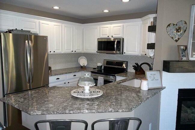 Building Photo - 249 Habitat Cir