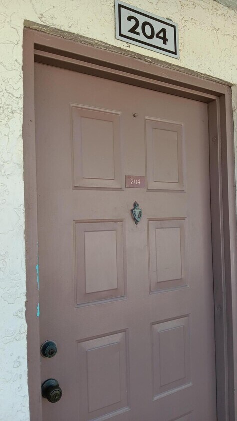 Primary Photo - 14893 Wedgefield Dr