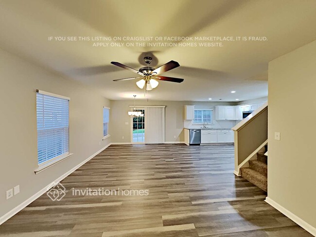 Foto del edificio - 4396 Stone Mountain Dr