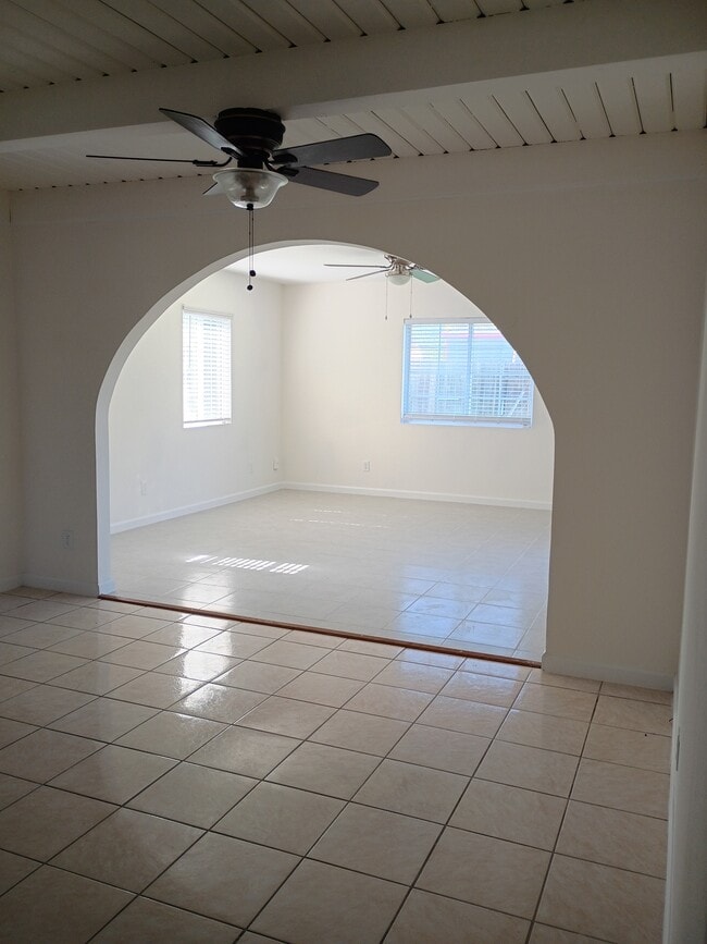 Building Photo - 5605 Layton Dr
