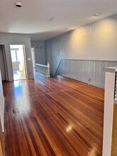 Building Photo - 137 S Ferry St