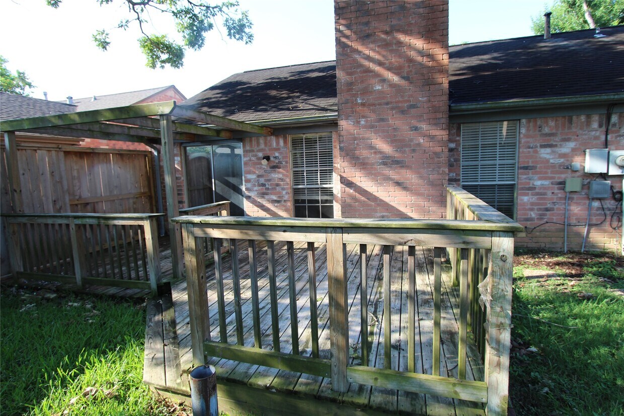 Foto del edificio - 2823 Chimneystone Cir