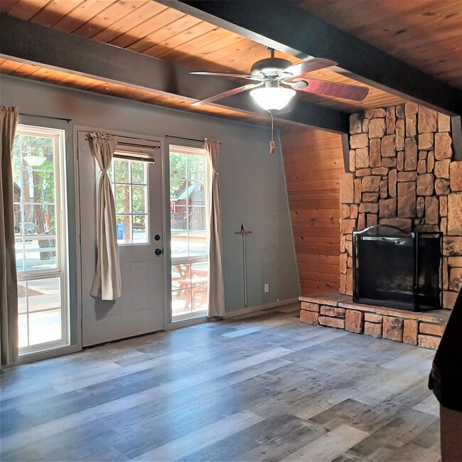 Foto del edificio - 817 W Rainbow Blvd