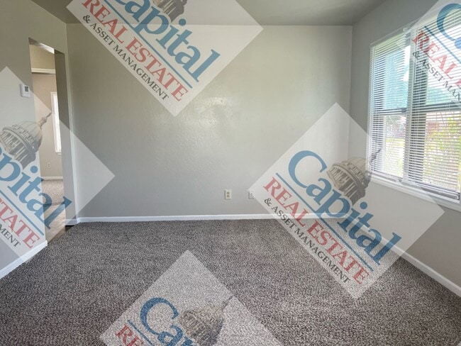 Foto del edificio - Charming 2 Bedroom w/ Move in Special