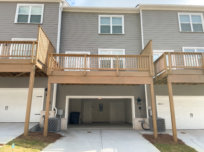 Building Photo - 126 Asland Ln