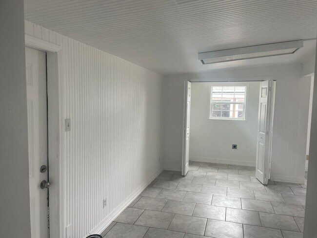 Foto del edificio - 4022 Lowman St