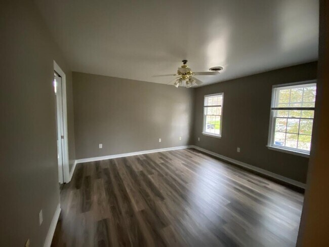 Foto del edificio - HOUSE AVAILABLE IN BAXTER RIDGE SUBDIVISIO...