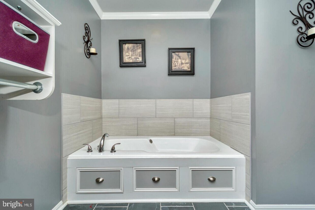 Foto principal - 20 Ridgewood Dr