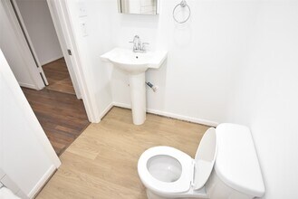 Building Photo - 9630 Truscon Dr