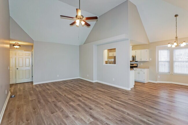 Foto del edificio - 511 Parrish Way