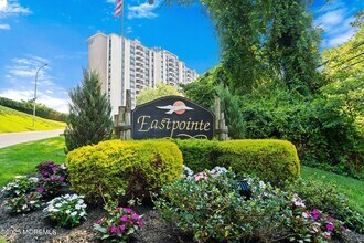 Building Photo - 1 Scenic Dr