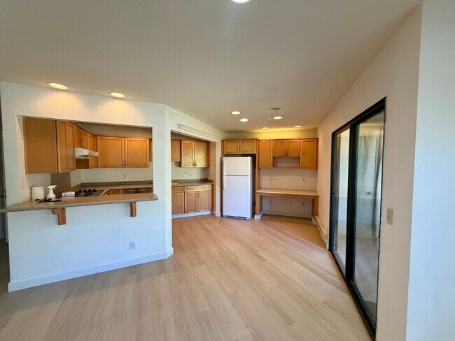Foto del edificio - Prime Location! 2 Bedroom 2 Bath !