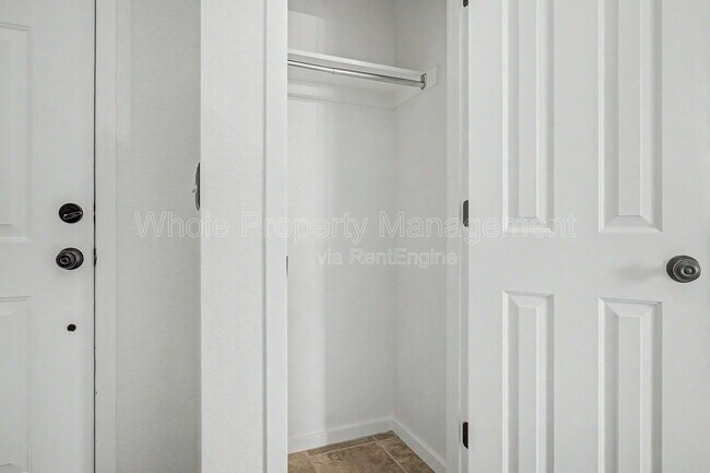 Foto del edificio - 3884 Red Deer Trail