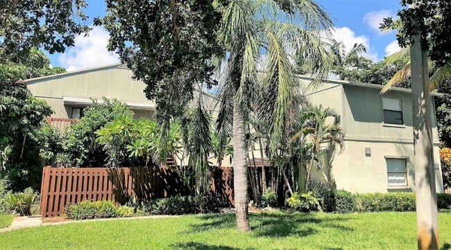 Photo - 2 Crossings Cir Apartment