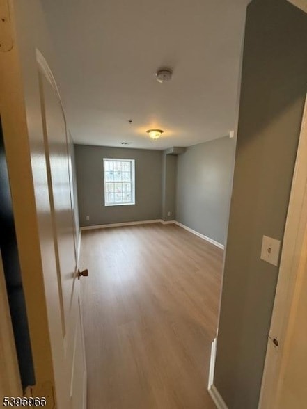 Building Photo - 356 Hawthorne Ave