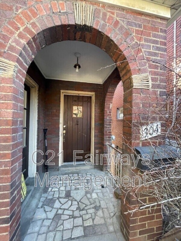 Foto principal - 304 Lenox Ave