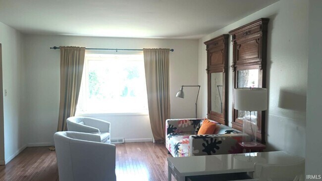 Foto del edificio - 1601 S Dorchester Dr