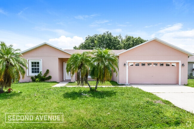 Building Photo - 623 Cotulla Dr