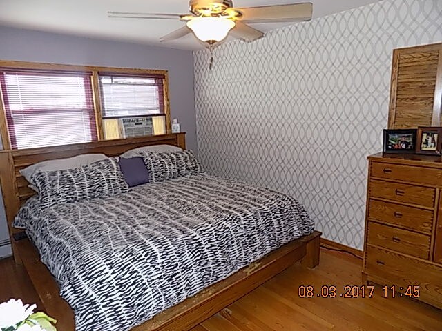 Foto del edificio - 4417 W 55th St