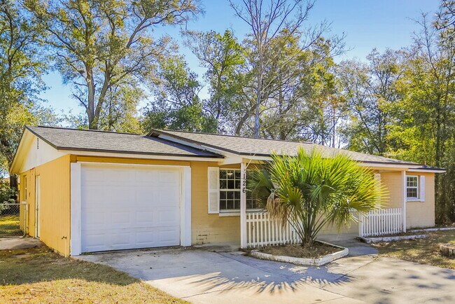 Foto del edificio - 126 Aries Dr