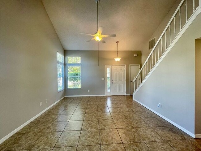 Building Photo - NICE 3/2.5 OVIEDO TWO-STORY HOME OFF DEAN ROAD