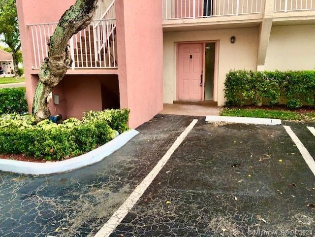 Foto principal - 3750 NW 115th Ave