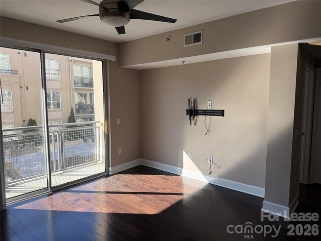 Building Photo - 1315 East Blvd