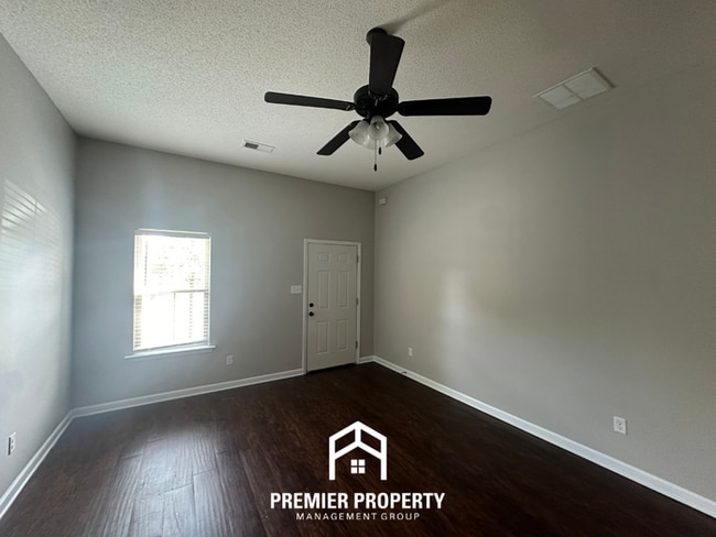 Photo - Charming 3BR/2BA Bartlett Area Home | High Ceilings & Hardwood Floors
