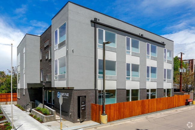 Foto del edificio - Sloan's Place Apartments