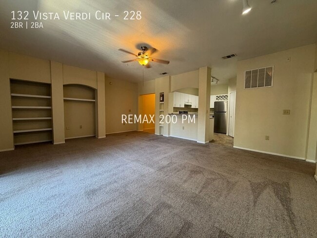 Building Photo - 132 Vista Verdi Cir