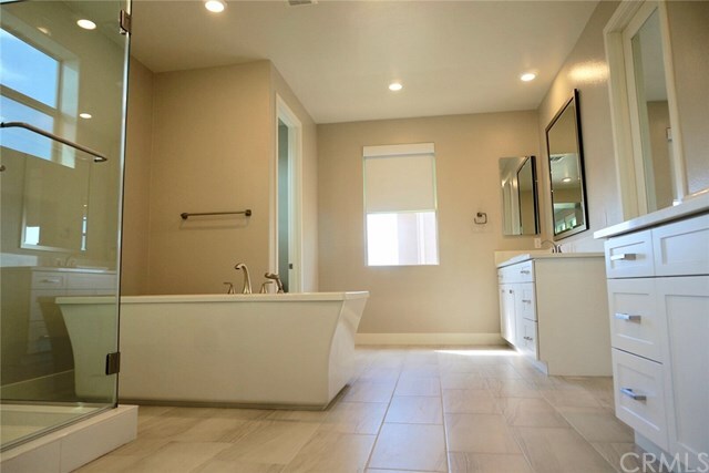 Building Photo - 65 Turnstone
