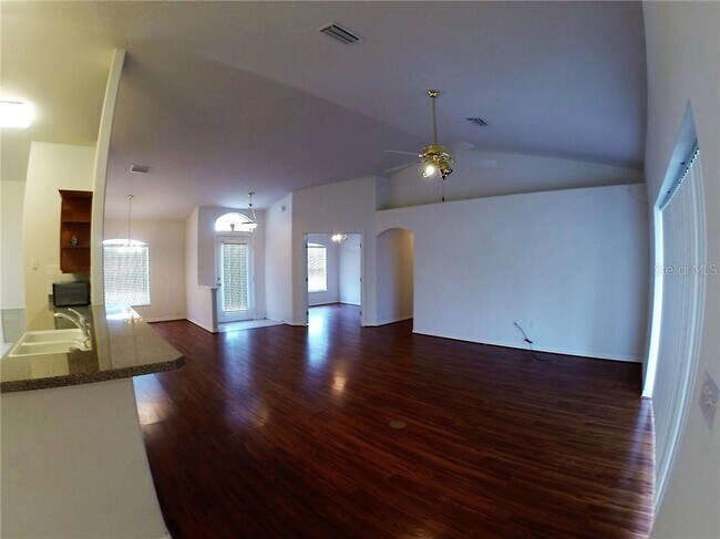 Building Photo - 5561 SW 83rd St