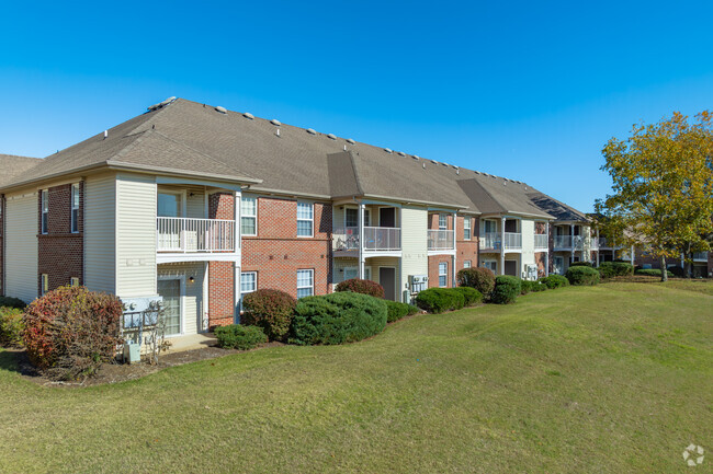 Foto del edificio - Southwind Lakes Apartments