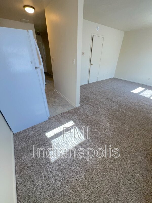 Building Photo - 122 West William Drive