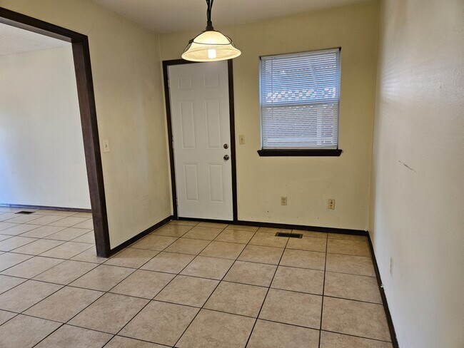 Foto del edificio - 945 SW 98th St